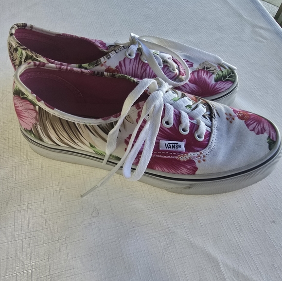 Vans Women's Pink Floral Canvas Sneakers 7.5 - Picture 4 of 8